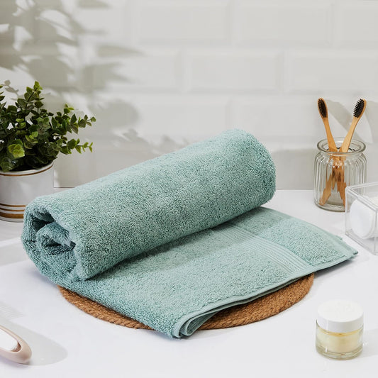 Amazon Brand - Solimo - Cotton Bath Towel | 500 GSM | Fade Resistant | Aqua Green